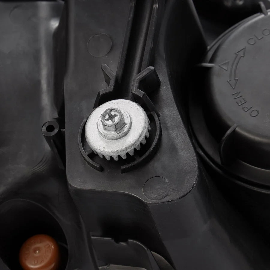 Alpahrex LUXX-Series Projector Headlights Black for 4Runner (2010-2013)