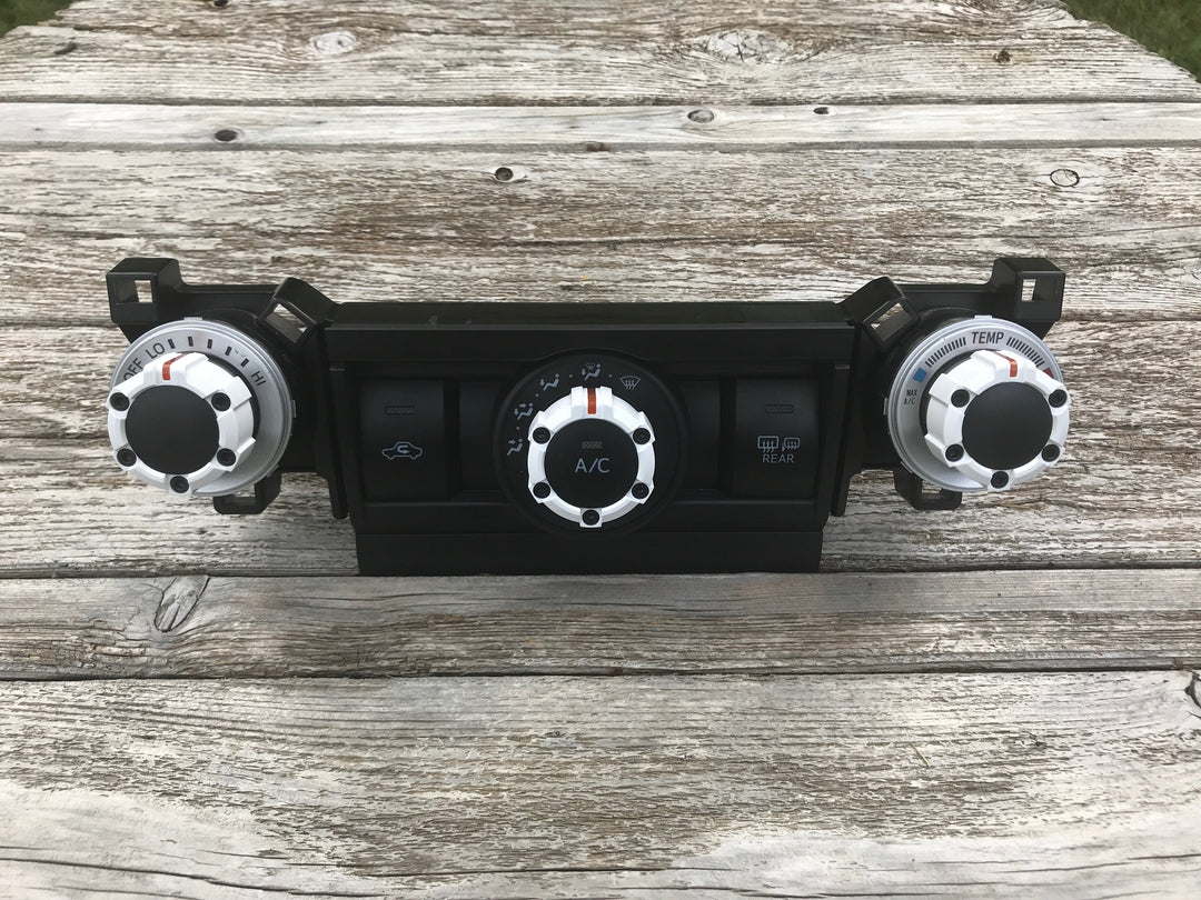 AJT Design Climate Knobs- WHITE for 4Runner (2010-2024)