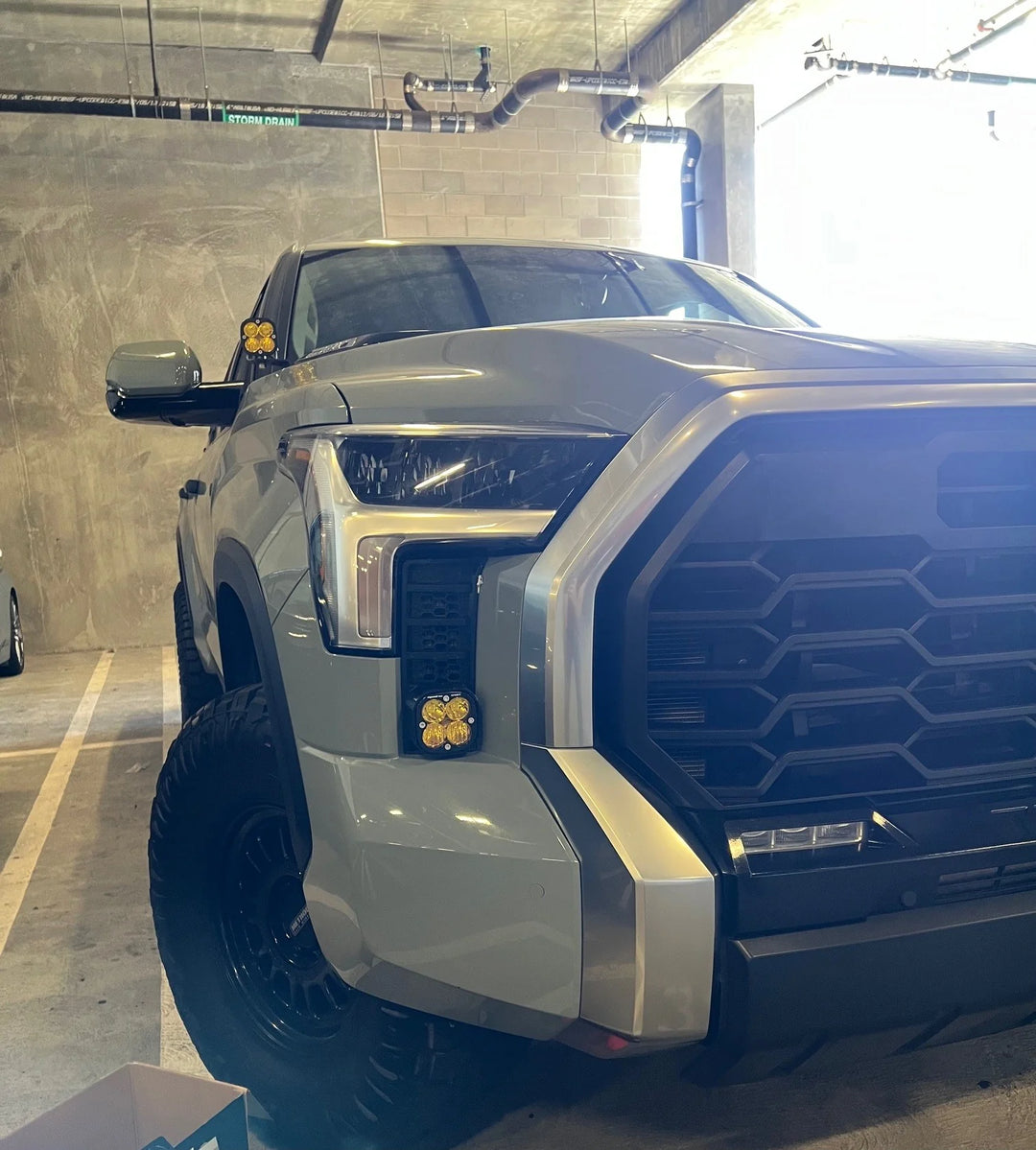 Baja 686 Industries LLC Led vent cover (ASA Matte Black) Baja Designs Squadron for Tundra (2022+)