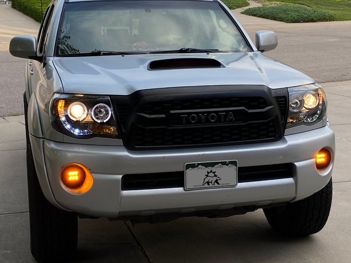 Cali Raised led LED Fog Light Pod Replacements Brackets Kit for Tacoma (2005-2011)