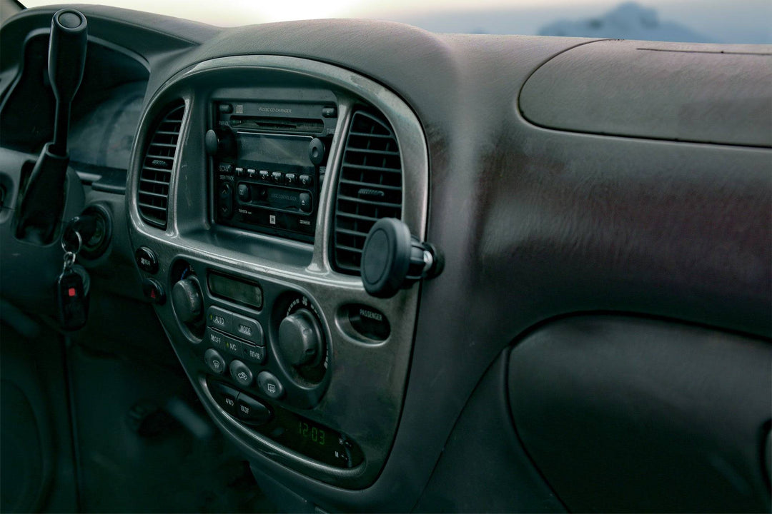 Direct Fit Phone Mount - Toyota Sequoia (2000-2006), Tundra (2000-2002)