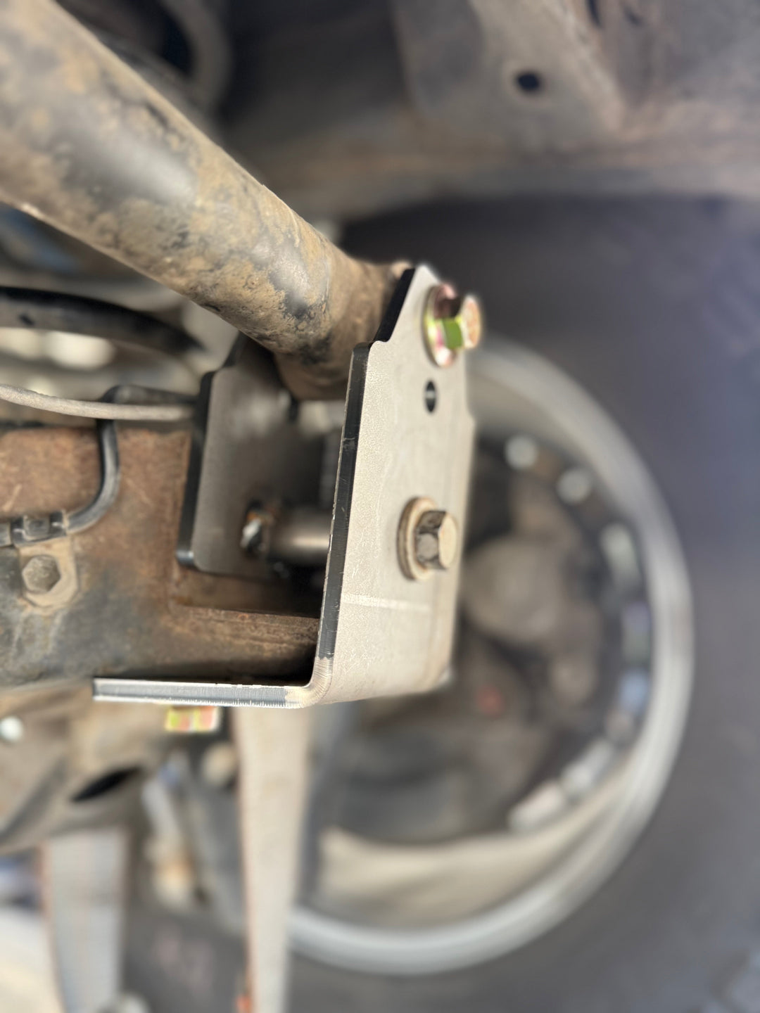 Dr. KDSS B.O.T.C.K- Bolt On TrackBar Correction kit for Sequoia  (2001-2007)