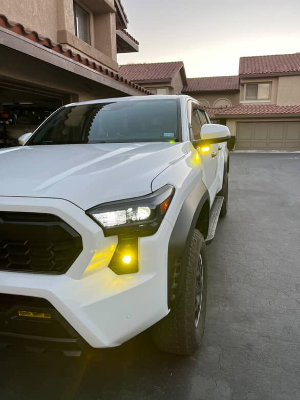 Baja 686 Industries LLC Mirror ditch light Baja Designs S2 + Baja S2 Sport for Tacoma (2024+)