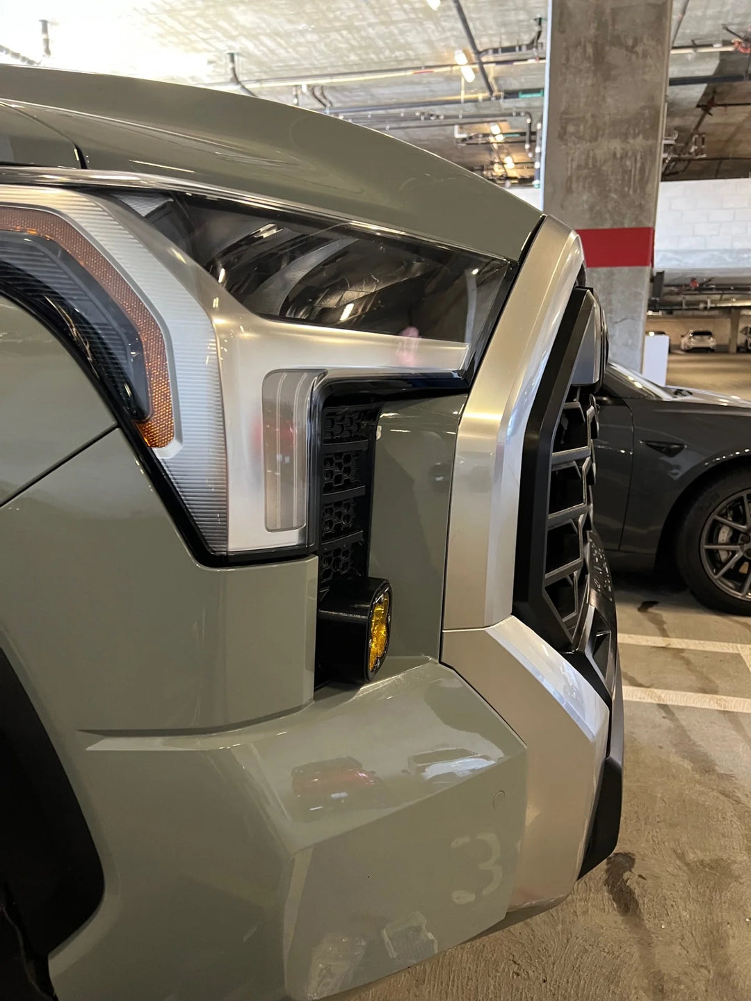 Baja 686 Industries LLC  Led vent cover (ASA Matte Black) + Baja Designs Squadron SAE for Tundra (2022+)