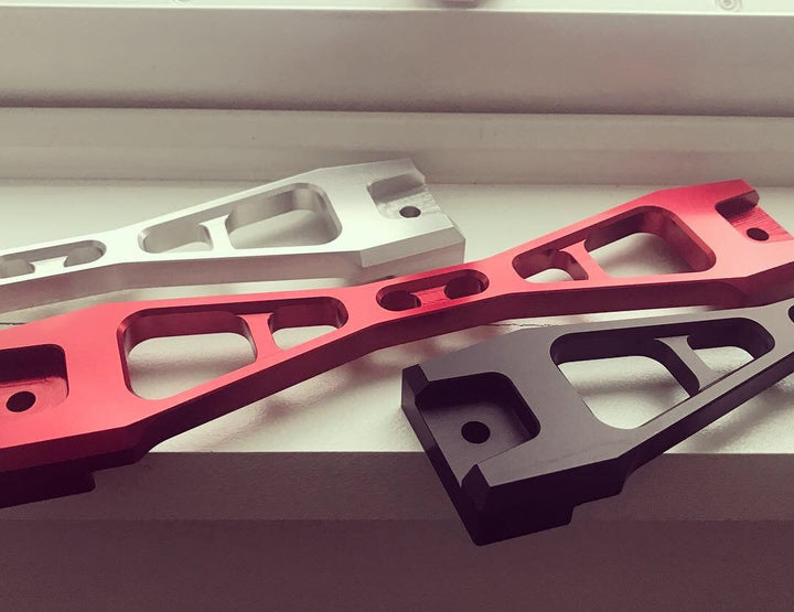 V2 Battery Clamp - RED