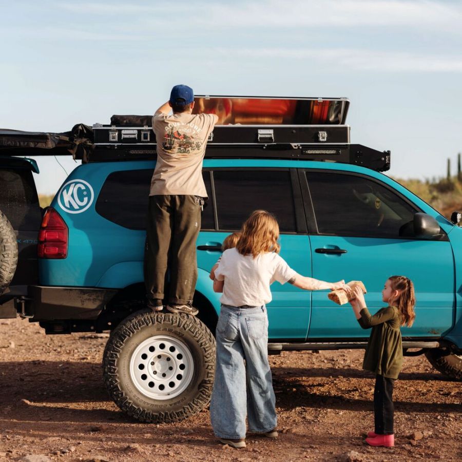 KC HiLites Platform One™ Roof Rack with 360° Lighting for GX470 (2003-2009)