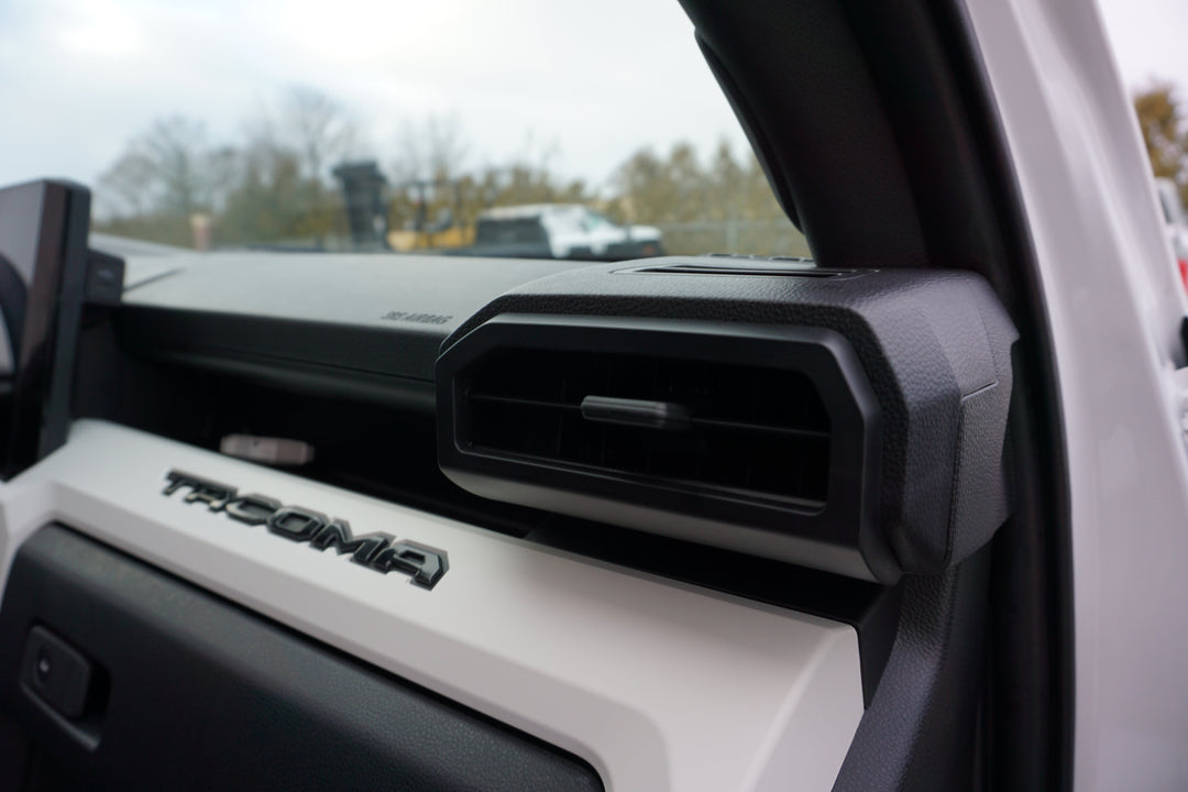AJT Design VENT TRIM 3 PC (2024+ TACOMA / 2025+ 4RUNNER) - BLACK