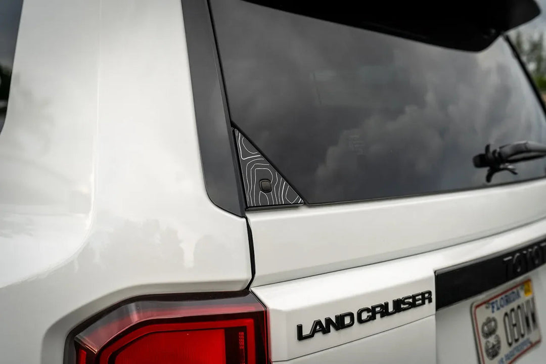 Topo Rear Glass Button Trim Overlay - 2024+ Land Cruiser / GX 550