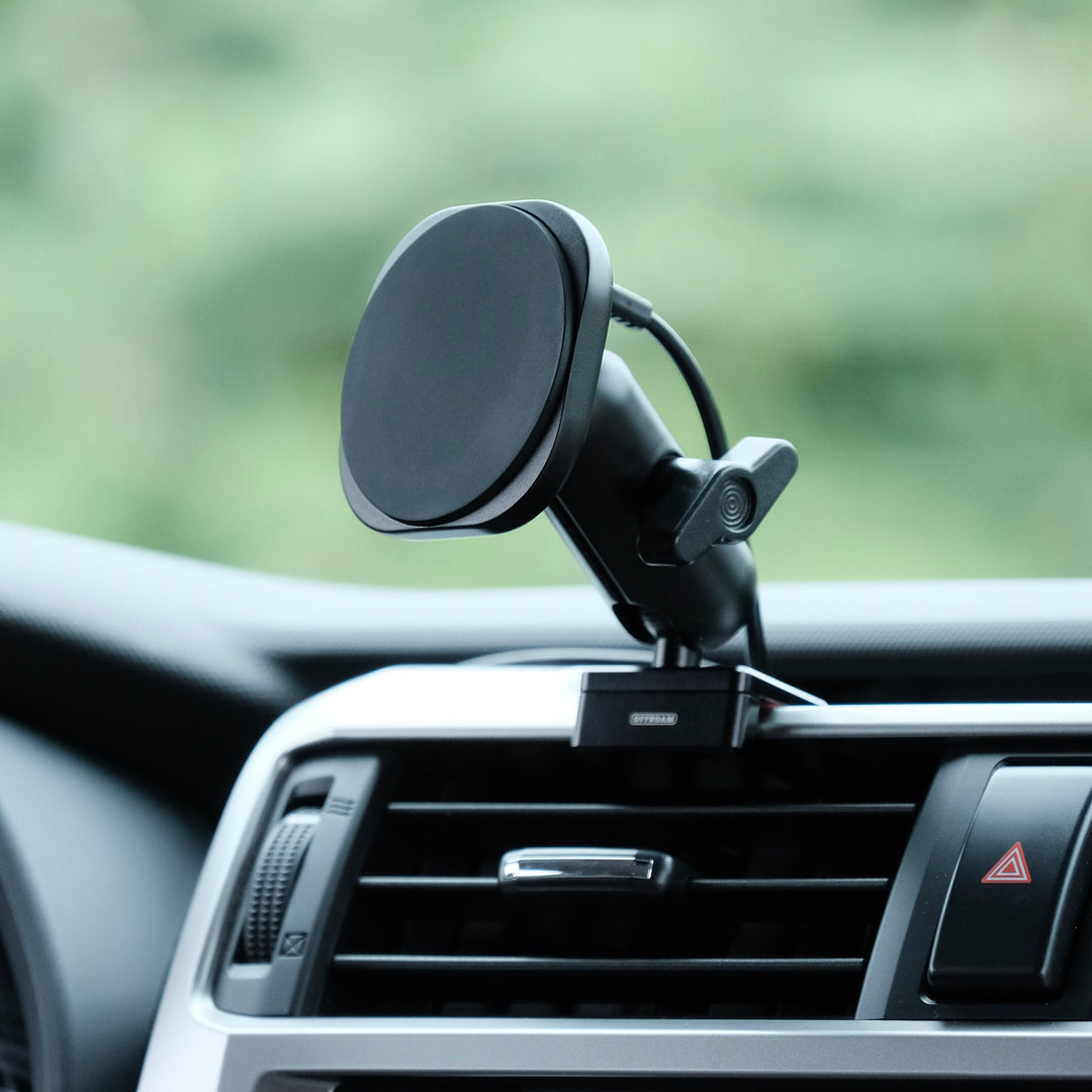 Toyota 4Runner 2010-2024 MagSafe-compatible Phone Mount