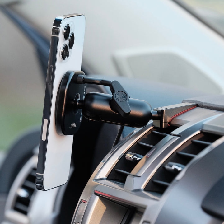 Lexus GX 460 2010-2021 MagSafe-compatible Phone Mount