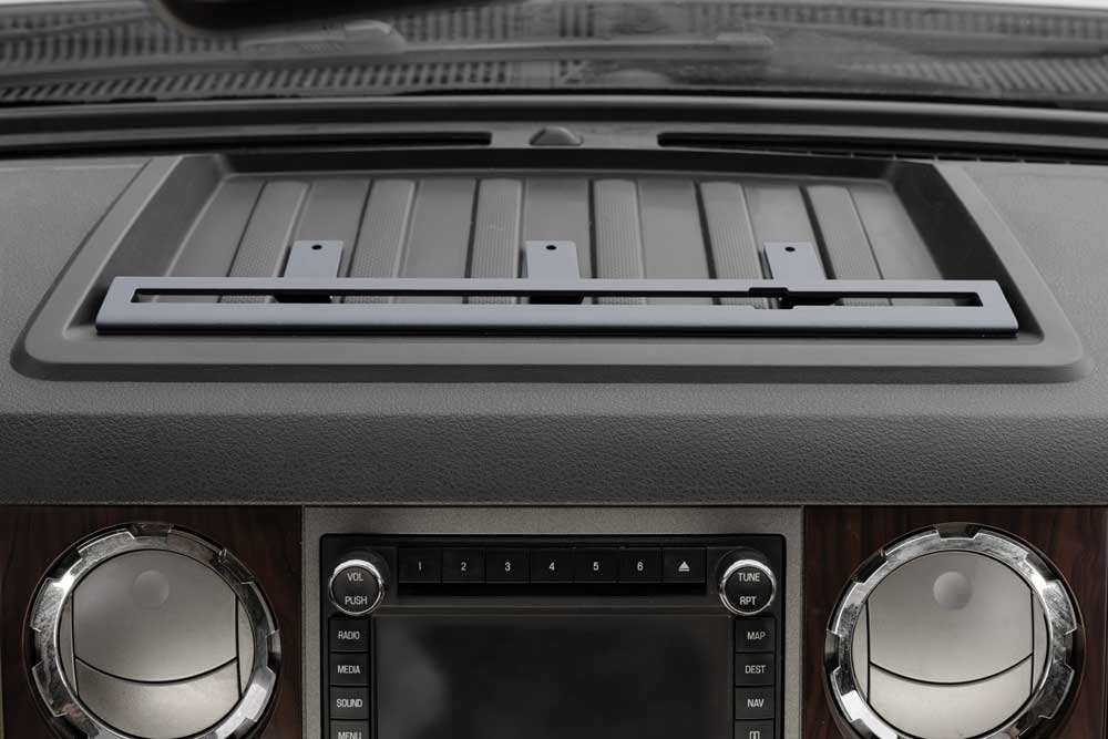 TRAXX™ - Fast Track Dash Bracket With Tablet Mount | 2008-2016 Ford Super Duty, 2011-2025 F-650 & F-750 (See Compatibility Info For Year/Trim Details)