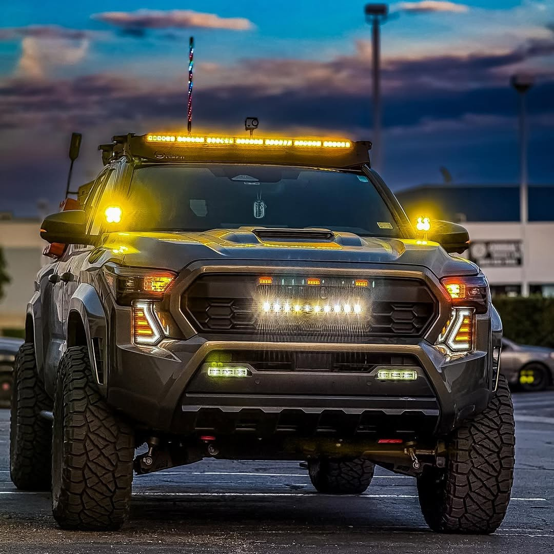 Aspire Auto Accessories V2 Fang Lights for Tacoma (2024-2026)
