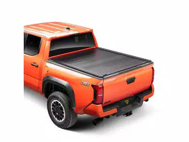 REALTRUCK RETRAXPRO XR MANUAL RETRACTABLE TONNEAU COVER W/ T-SLOT RAILS
