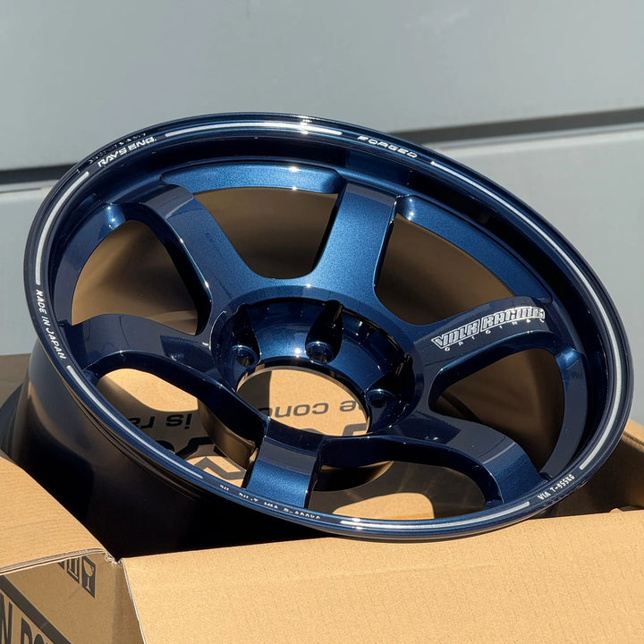 VOLK Racing TE37 Large PCD PROGRESSIVE MODEL II 18X9 +0 6X139.7 MAG BLUE (SET)