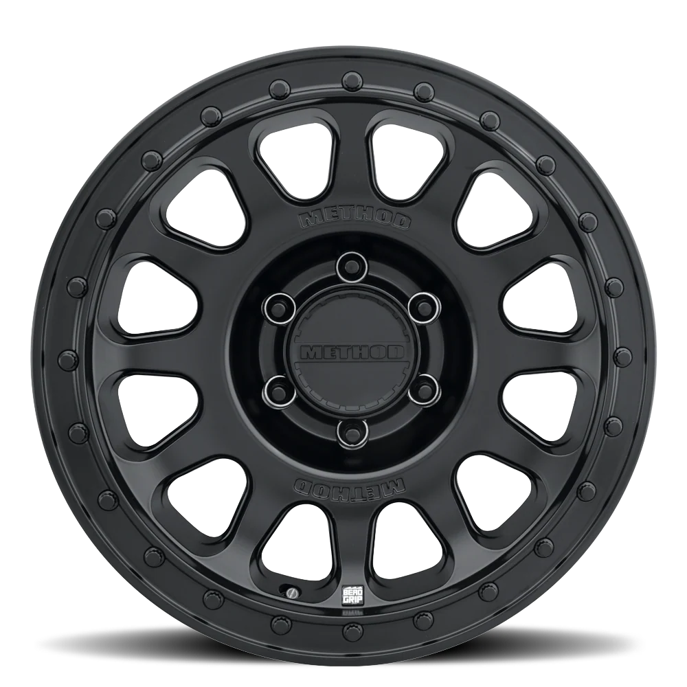 Method 709-HD
MATTE BLACK 17x8.5 | 6.5x5.5 | 25/5.8