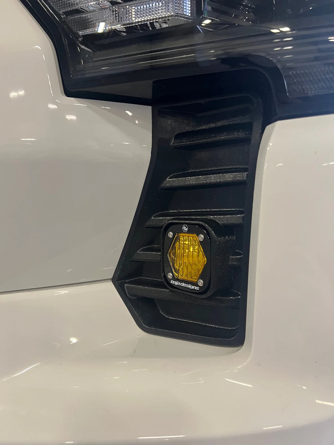 Baja 686 Industries LLC S1 Led vent cover (Gloss Black) for Tacoma (2024+)