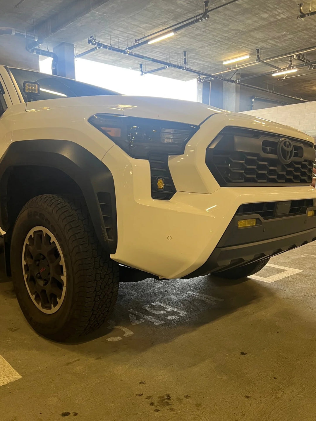 Baja 686 Industries LLC S1 Led vent cover (Gloss Black) + Baja Design S1 Auxiliary Ligh POD Pair for Tacoma (2024+)