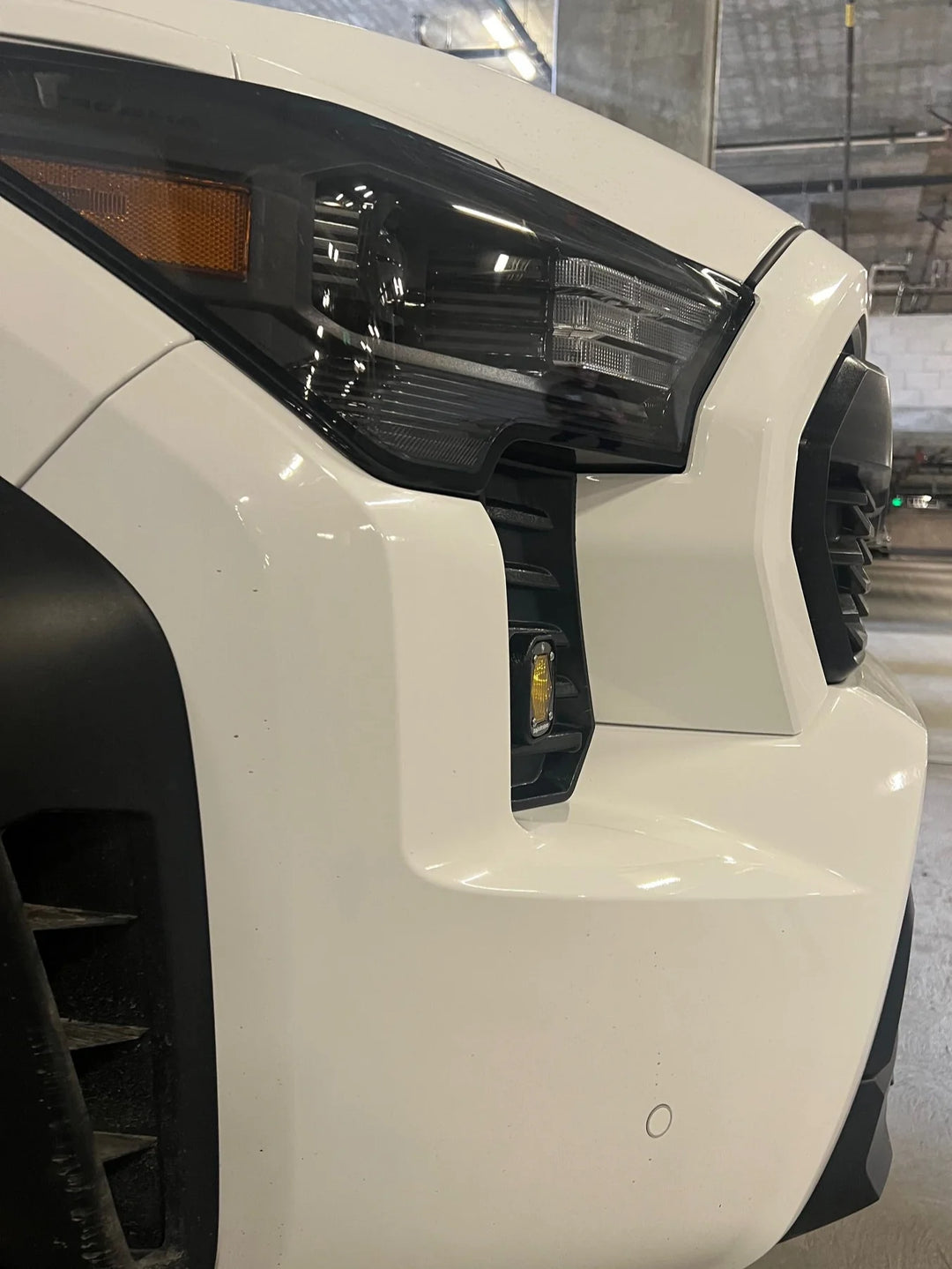 Baja 686 Industries LLC S1 Led vent cover (Gloss Black) for Tacoma (2024+)