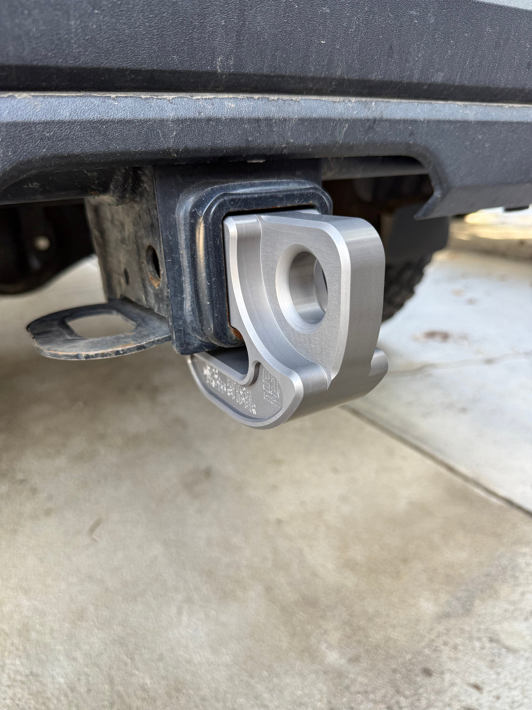 Dr. KDSS x 41.22 Hitch Slider – 2" Recovery Point & Hitch Protection