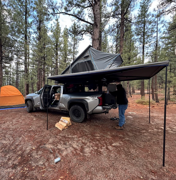 Free Standing 270-Degree Awning