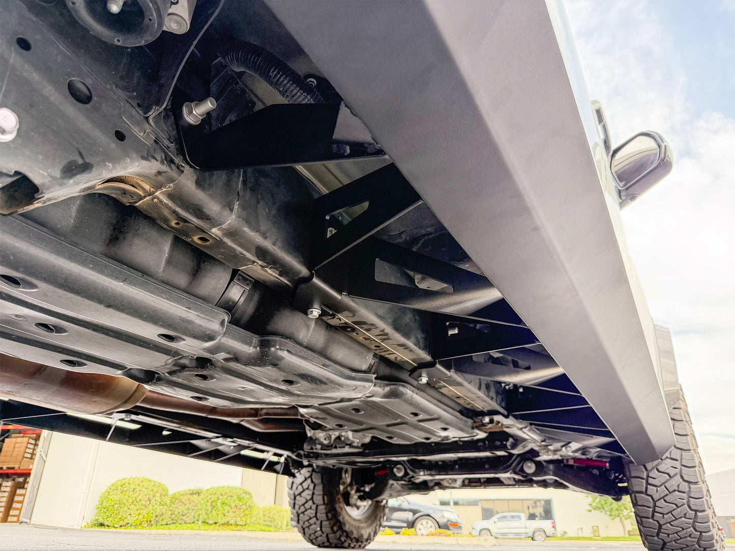 Nytop Rock Sliders for Tundra (2022+)