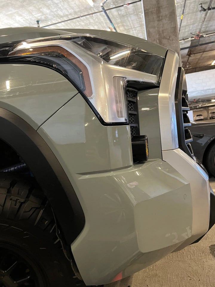 Baja 686 Industries LLC  Led vent cover (ASA Matte Black) + Baja Designs Squadron SAE for Tundra (2022+)