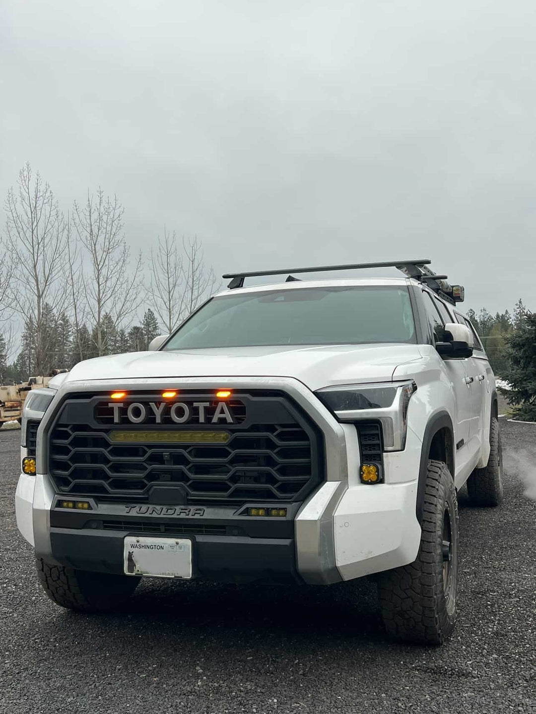 Baja 686 Industries LLC Led vent cover (ASA Matte Black) + Baja Designs Squadron PRO for Tundra (2022+)