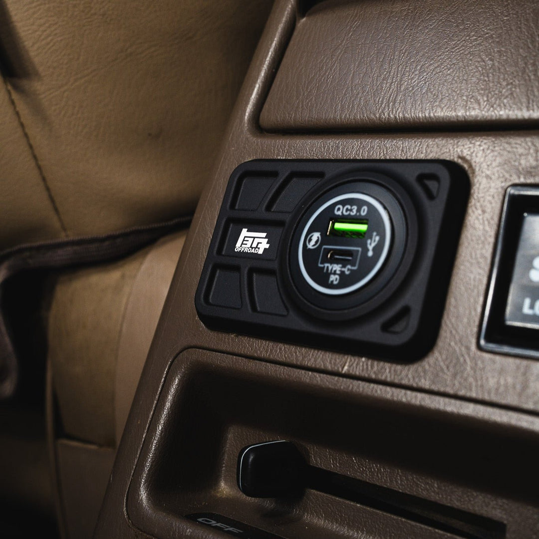 TEQ Offroad Center Console USB 12V Power Panel | Billet Aluminum | Replaces Ashtray | for 4Runner (1996 - 2002)