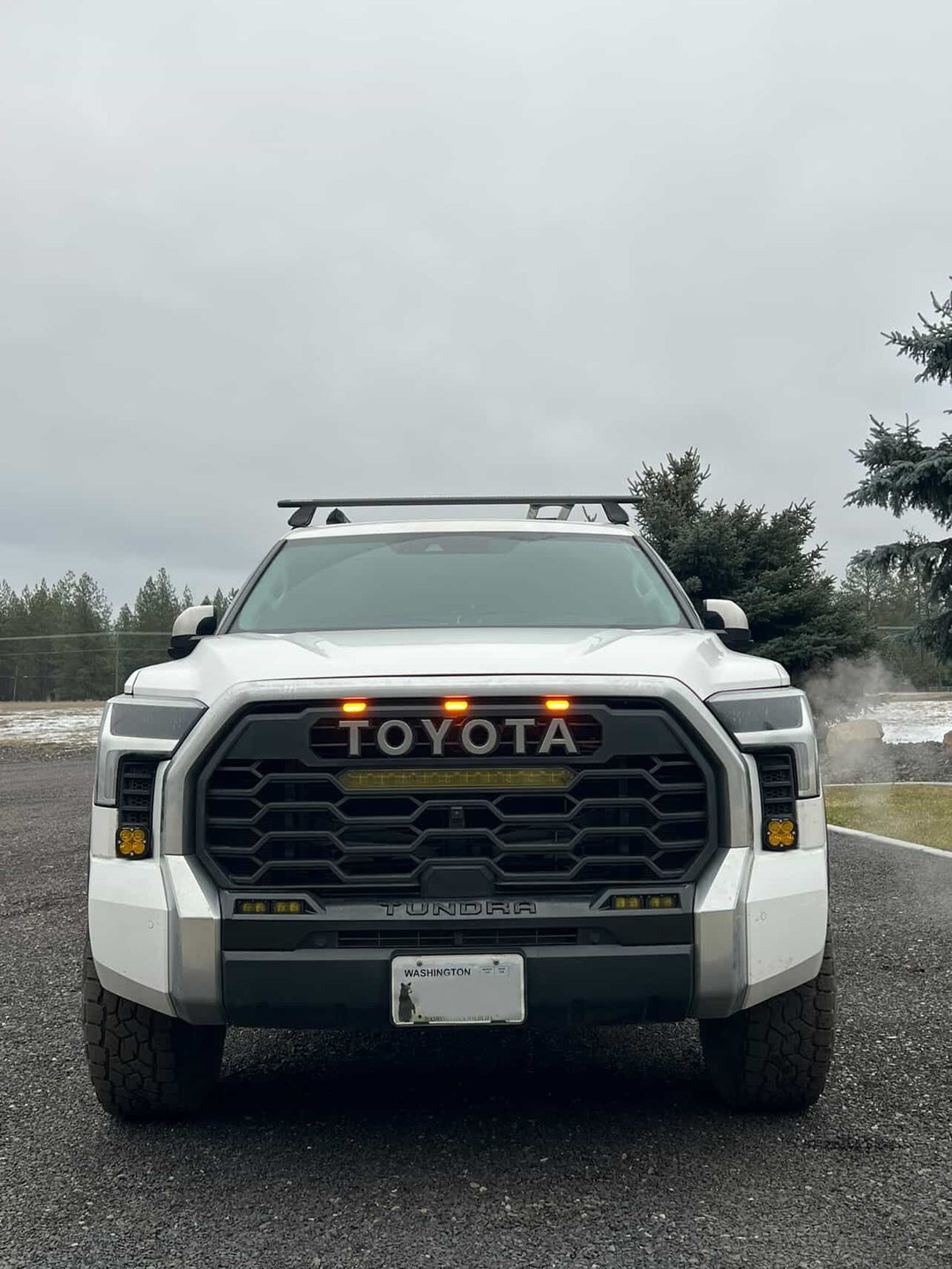 Baja 686 Industries LLC  Led vent cover (ASA Matte Black) + Baja Designs Squadron SAE for Tundra (2022+)