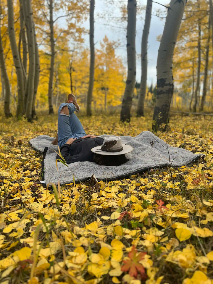 Freespirit Recreation Anywhere Poncho/Puff Blanket - Clearance
