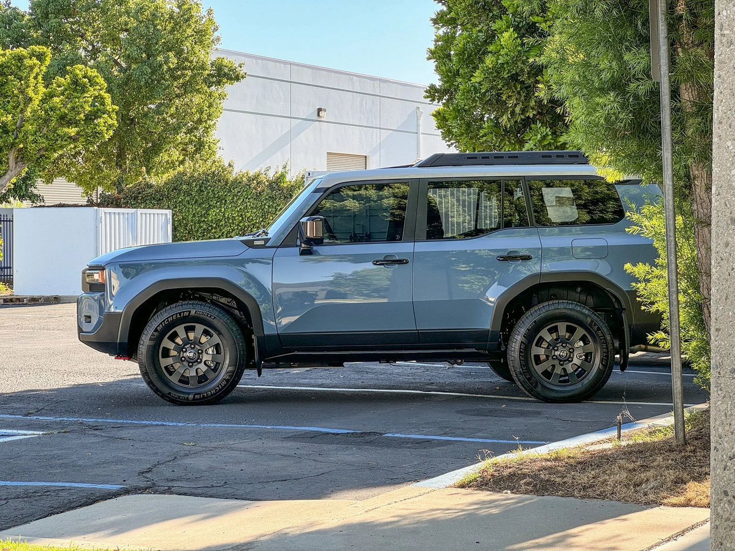 Nytop Rock Sliders for Land Cruiser & GX550 (2024+)