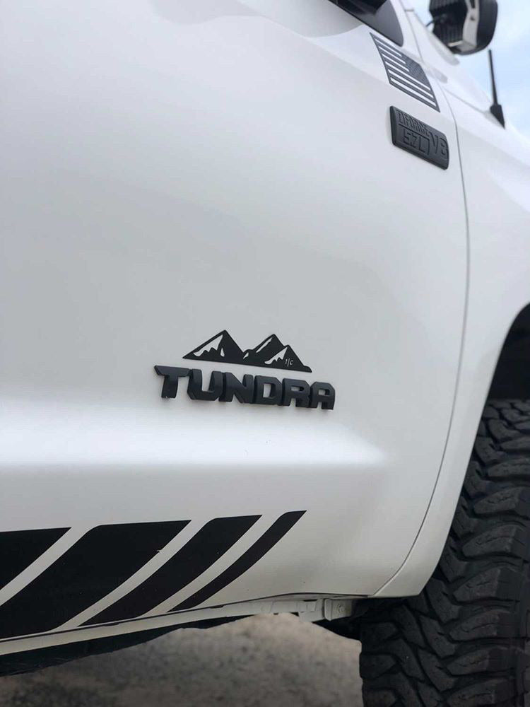 Tactilian Universal Mountain Range Vehicle Magnet