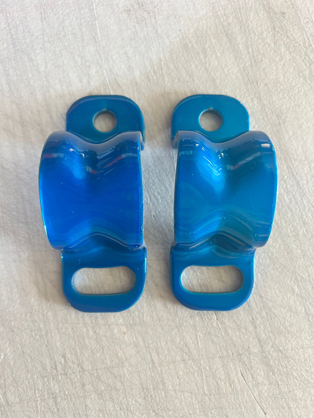 Dr KDSS bushing bracket
