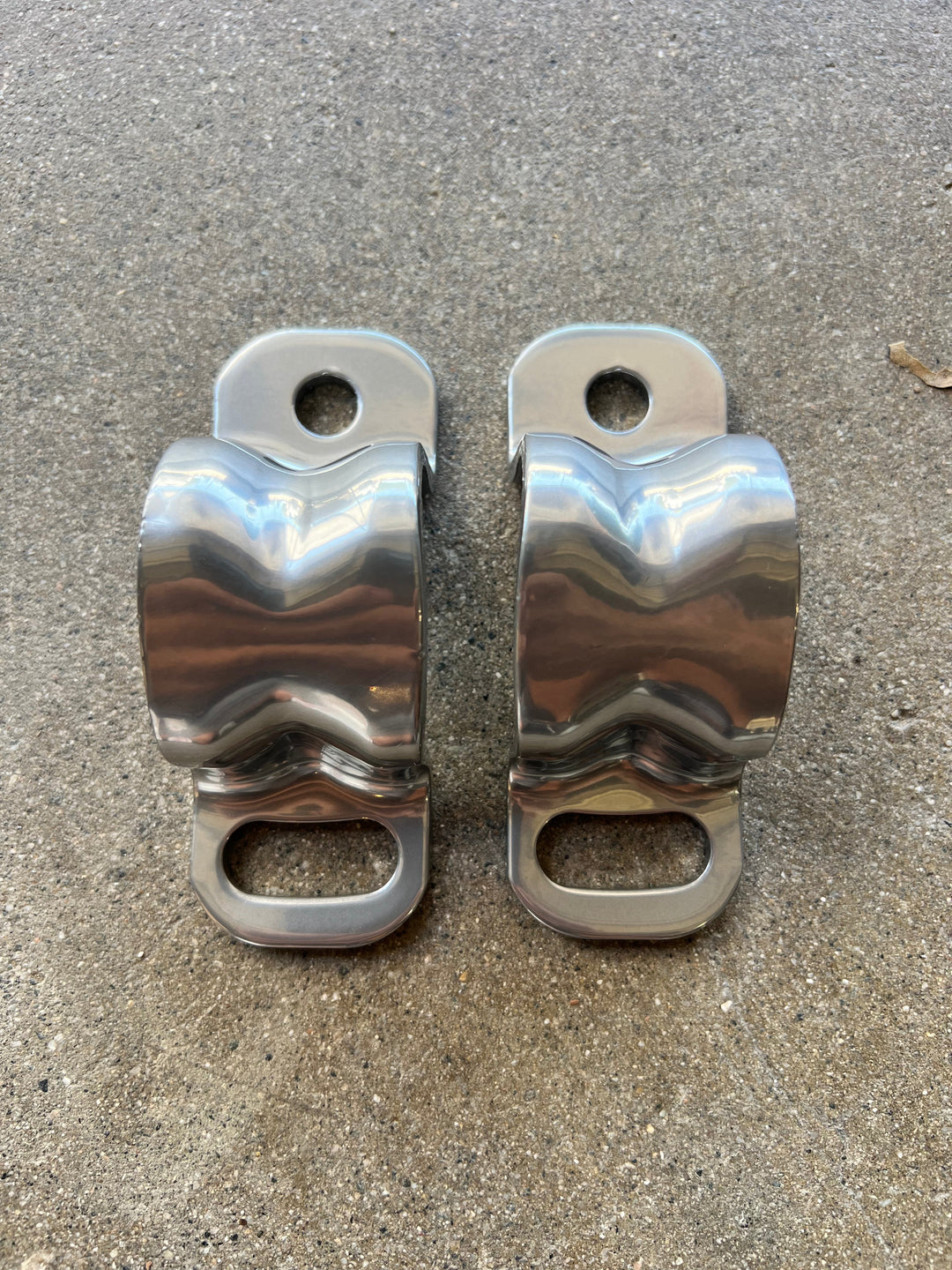 Dr KDSS bushing bracket