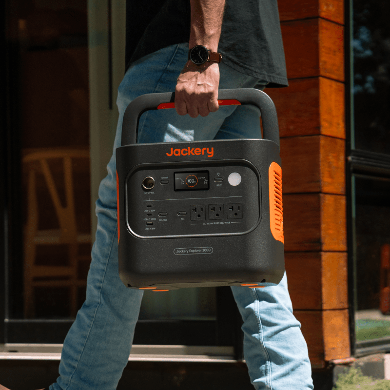 Jackery Explorer  2000 v2 Portable Power Station