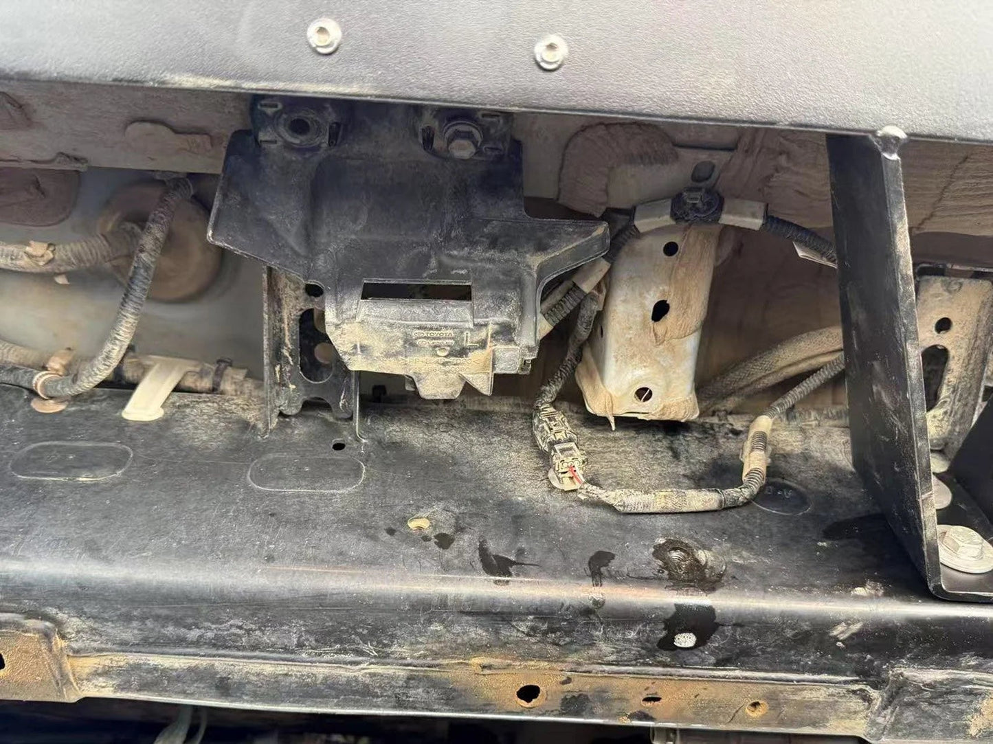 Nytop Rock Sliders for Land Cruiser & GX550 (2024+)