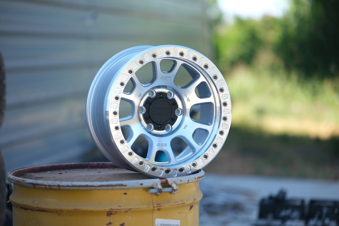 RR5-H FLOW FORMED 17x8.5 Hybrid Beadlock | BRUSHED ALUMINUM