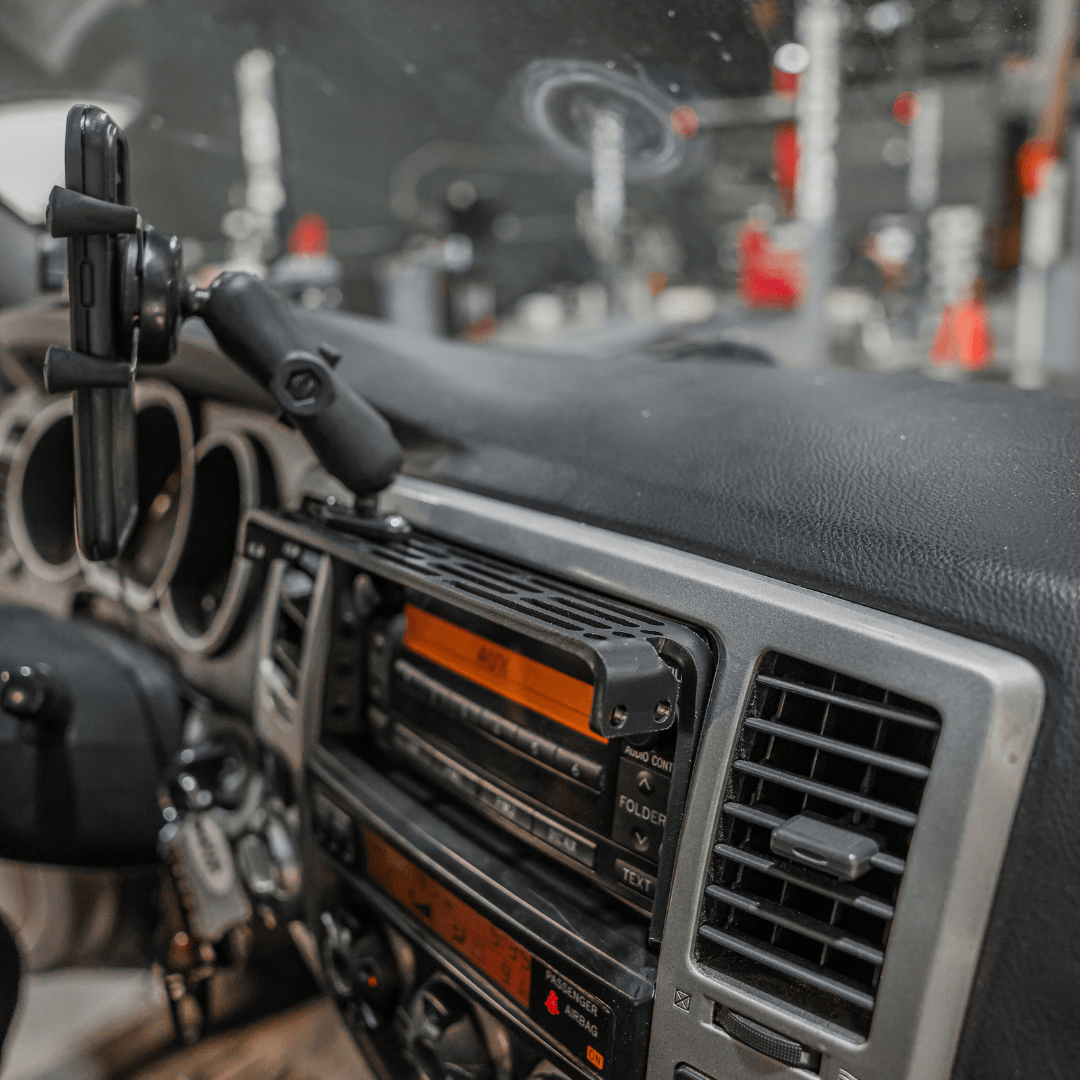 2003-2009 4Runner Dash Accessory Mount (DAM) / Phone Mount