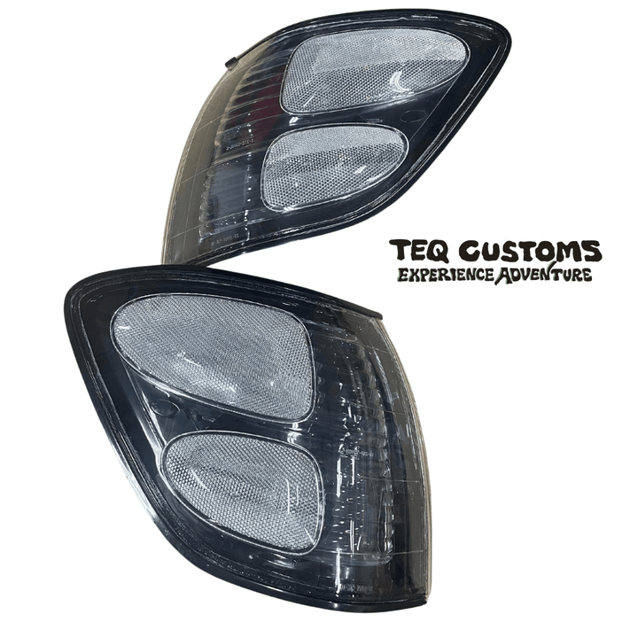 01-04 Sequoia + 00-04 Tundra Double Cab Black Corner Lights