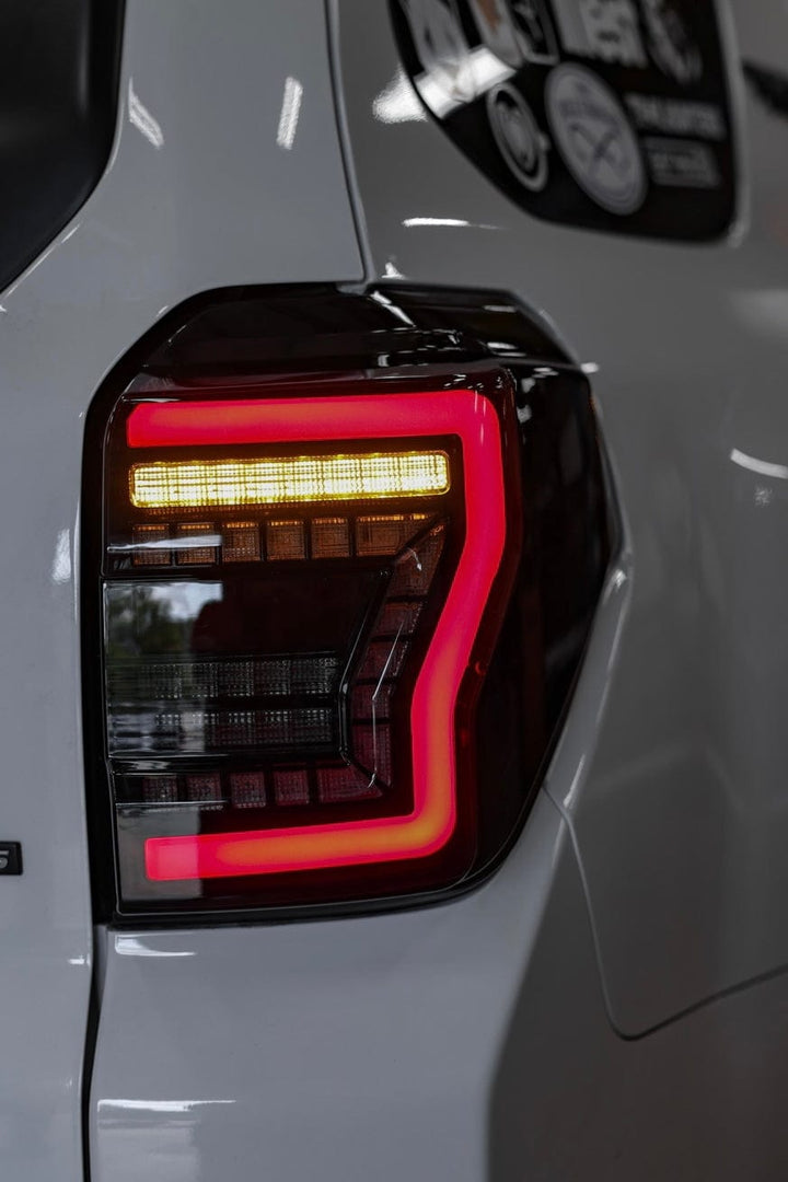 Stealth Tail Lights / 10-24 4Runner