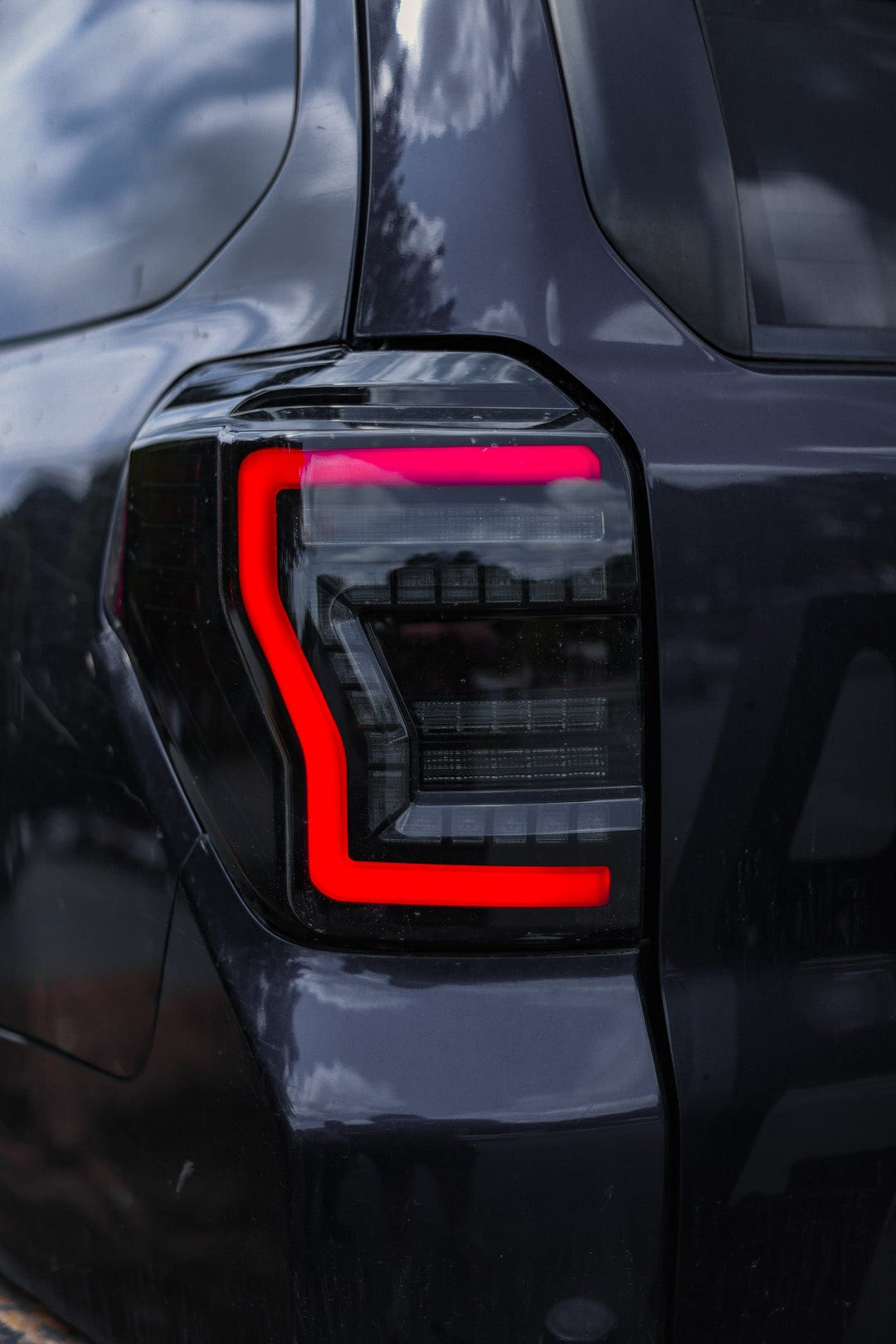 Stealth Tail Lights / 10-24 4Runner