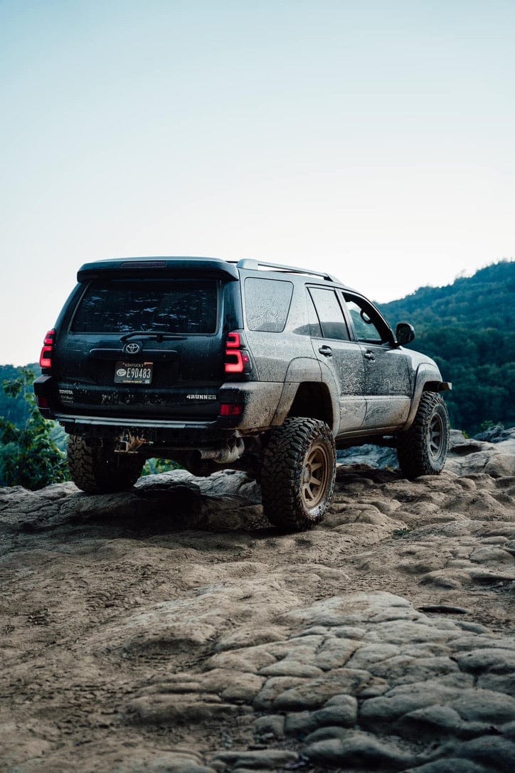 The Original Dynamic Tail Lights / 03-09 4Runner / TEQ Customs