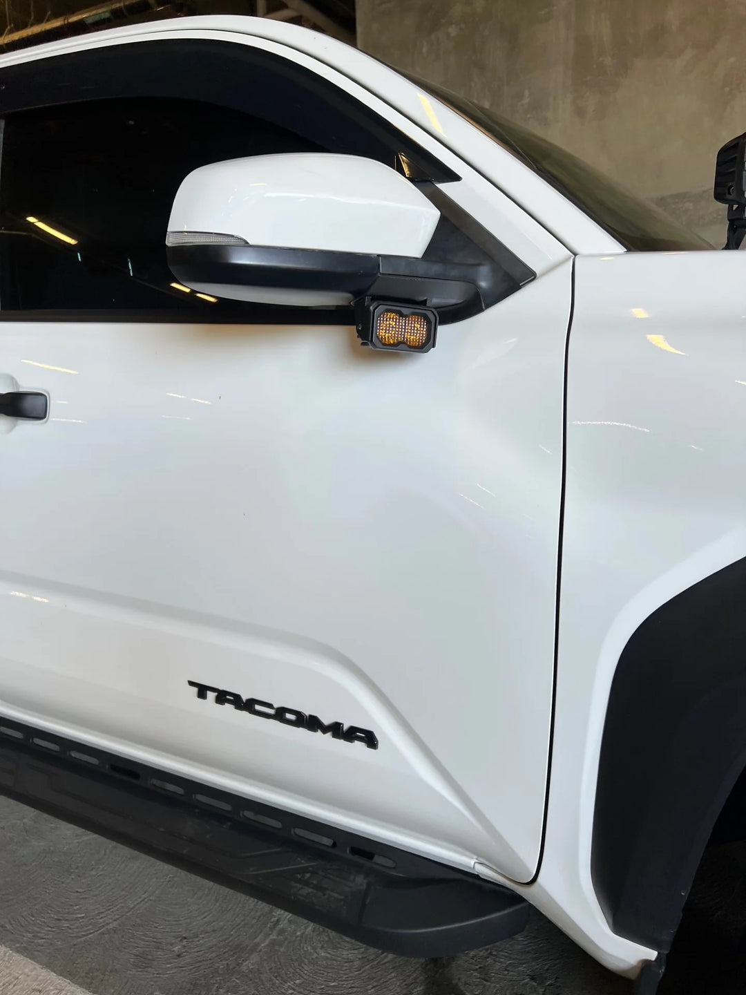 Baja 686 Industries LLC MirroBaja 686 Industries LLC Mirror ditch light Diode Dynamics C2.0 + Diode Dynamics C2.0 Pro for Tacoma (2024+)