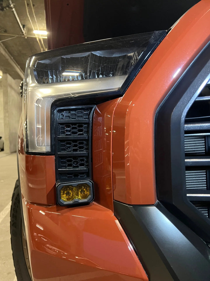 Baja 686 Industries LLC Led vent cover (ASA Matte Black) + Diode Dynamics C2.0 PRO for Tundra (2022+)