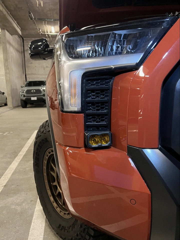 Baja 686 Industries LLC Led vent cover (ASA Matte Black) + Diode Dynamics C2.0 PRO for Tundra (2022+)